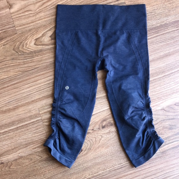 Crop Lululemon Leggings - Picture 2 of 7